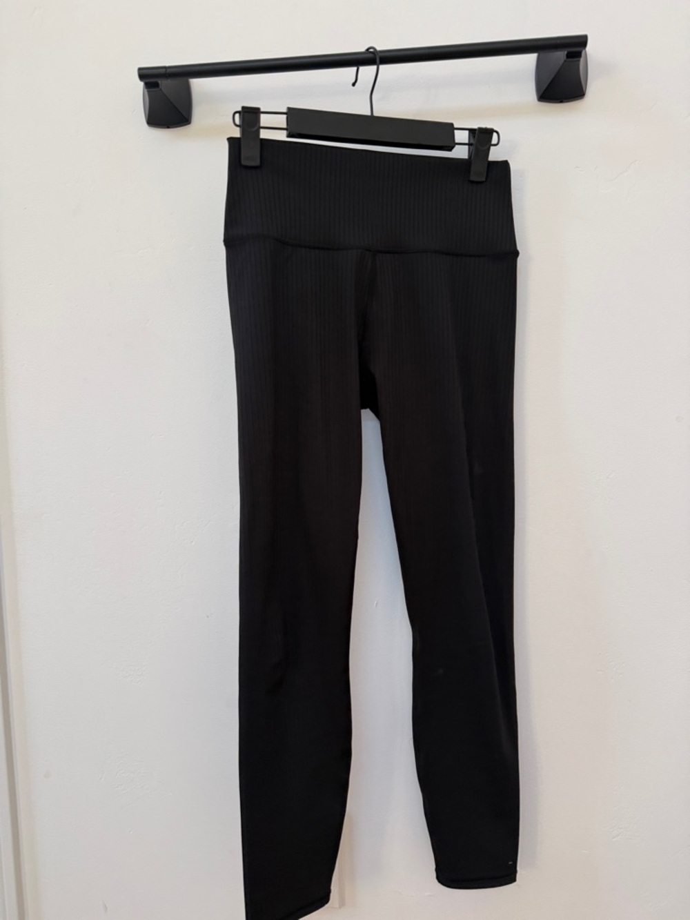 Inversion Rib Legging - black - worn once - Picture 2 of 5